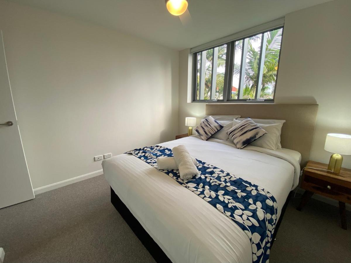 Serenity Surfers Paradise Gold Coast Exterior foto