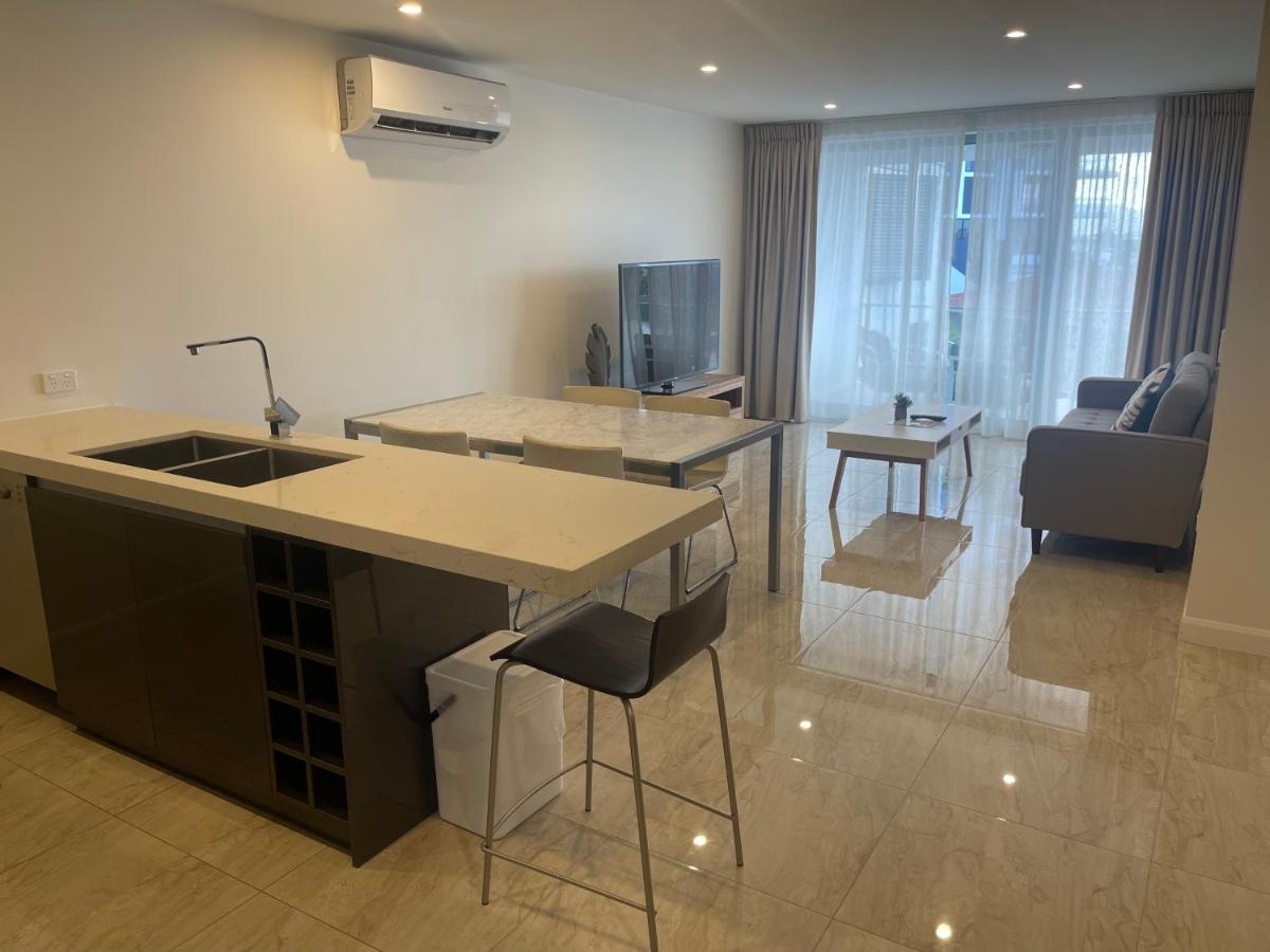 Serenity Surfers Paradise Gold Coast Exterior foto