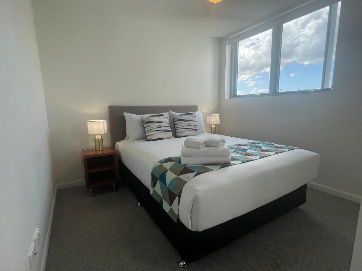 Serenity Surfers Paradise Gold Coast Exterior foto